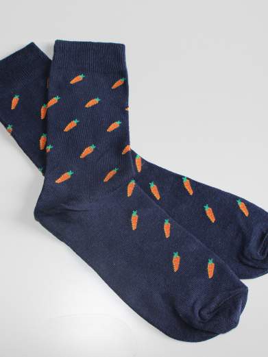 Carrot Jacquard Crew Sock | Trendy Patterned Hosiery