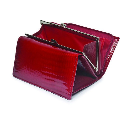 Elegant Ladies Pouch Wallets - Stylish, Functional, and Perfect for Every Occasion